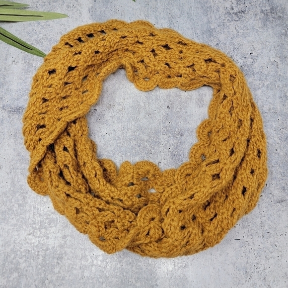 Novica | 100% Alpaca Mustard Yellow Crochet Circle Scarf - Picture 1 of 4